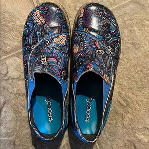 Socofy Women's Multicolored Patterned Slip-On Shoes